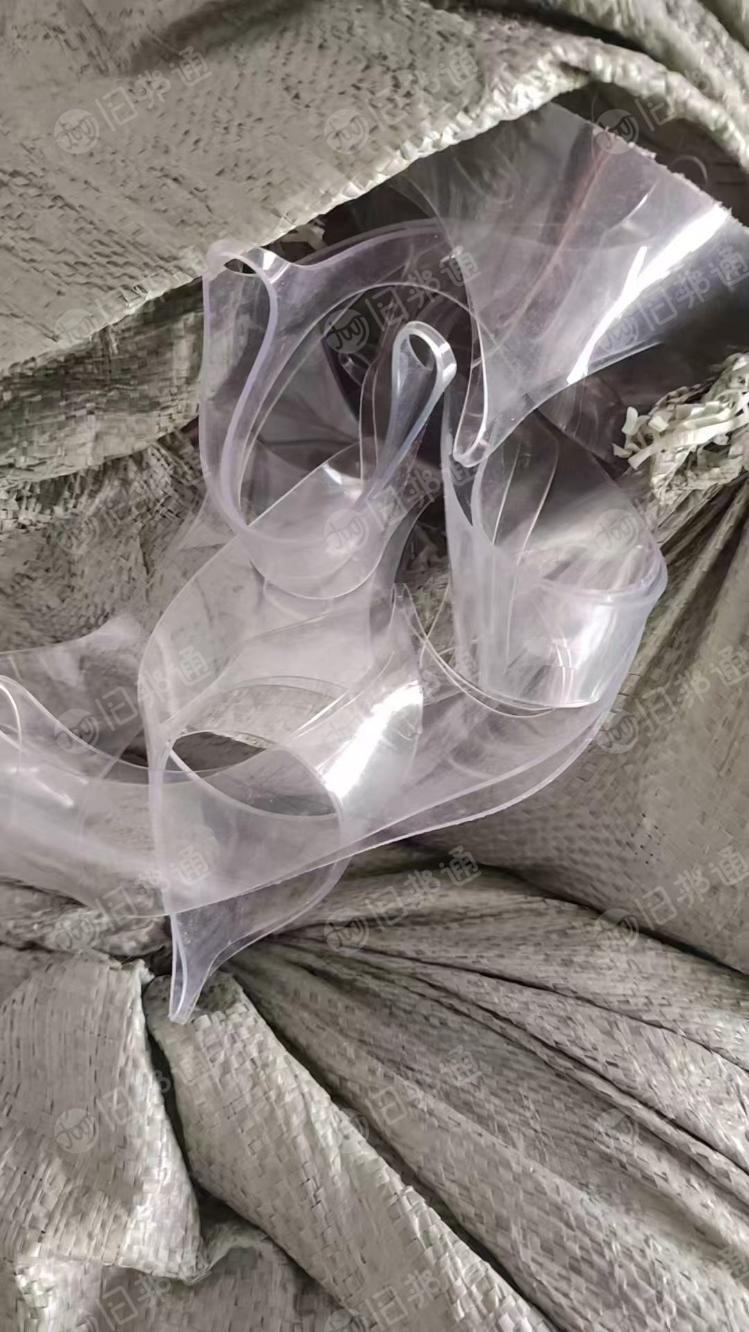 出售透明软质PVC,电子材料切出来的边角料