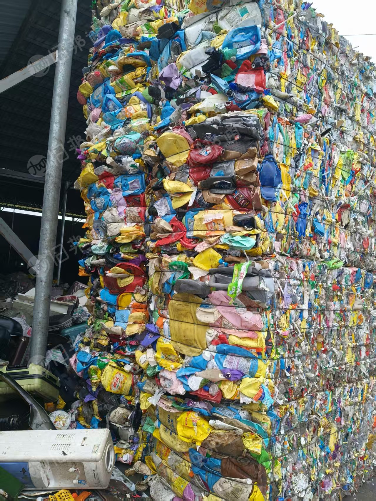 出售花乙压块，含壶80%，现货26吨