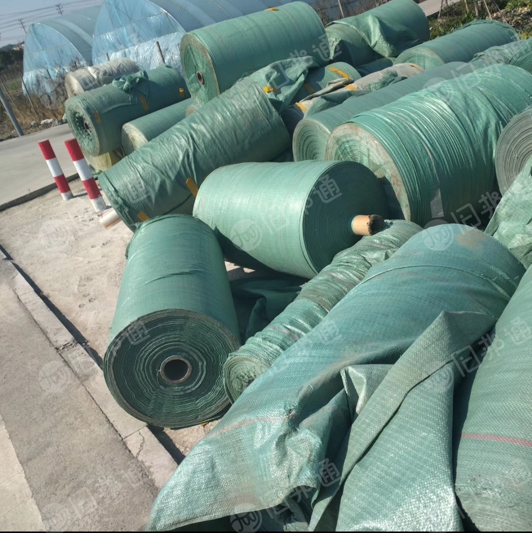 长期出售编织袋卷料，现货10多吨