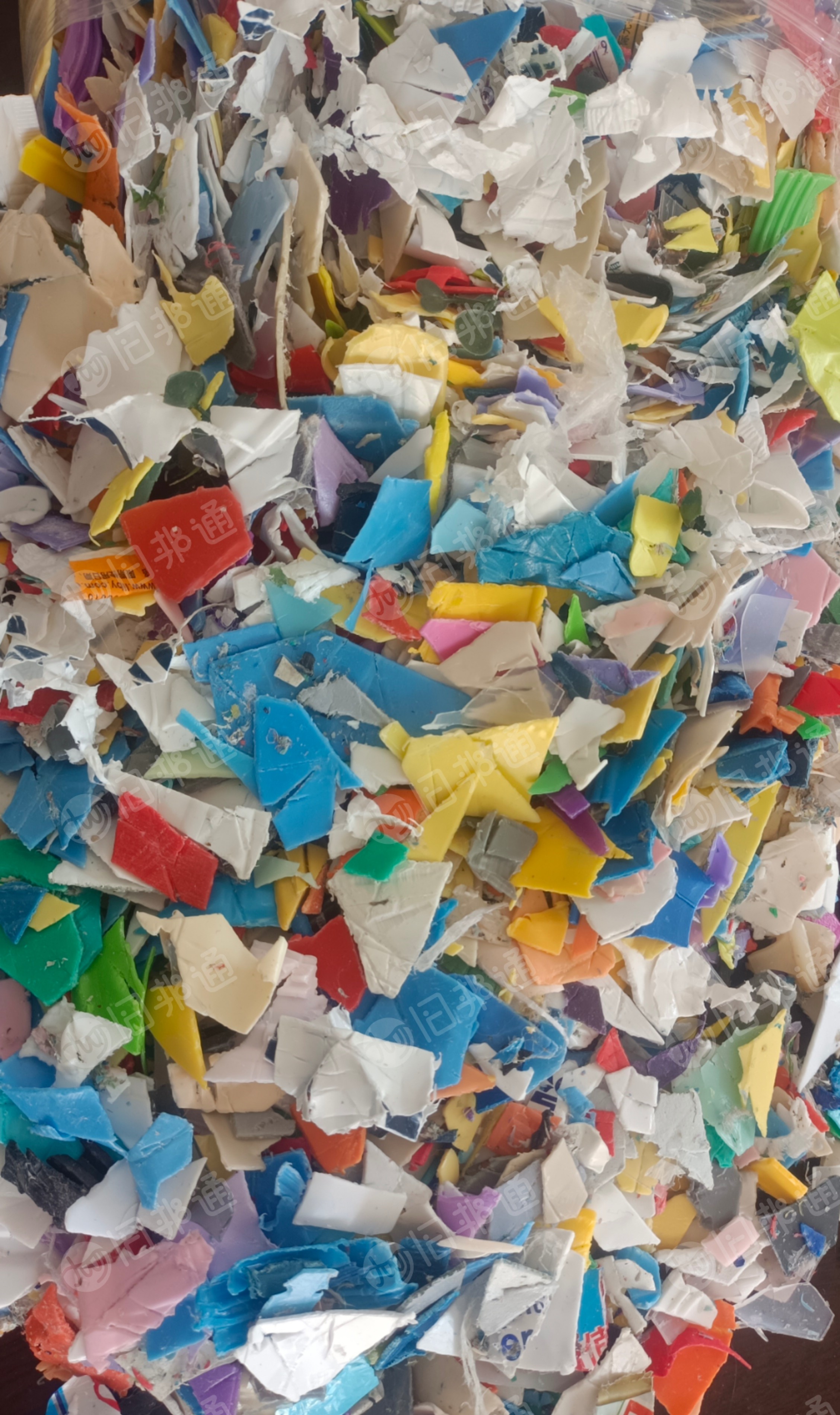 出售花乙破碎料，和盐漂放一起，未过风选，长期有货