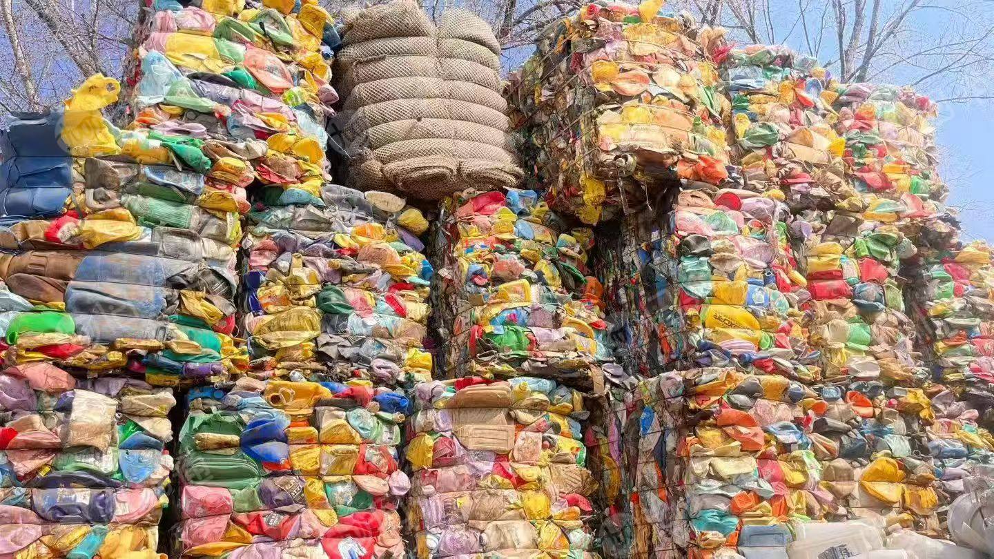 出售花乙压块,含壶80以上,现货50吨左右