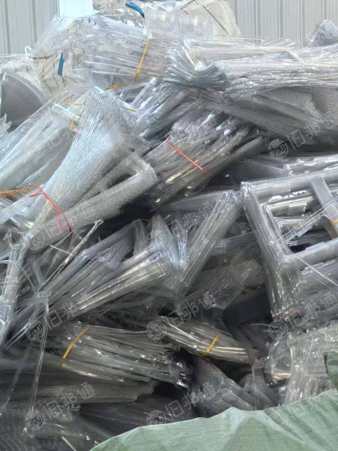 常年收购透明PET吸塑盒边料，干净无杂