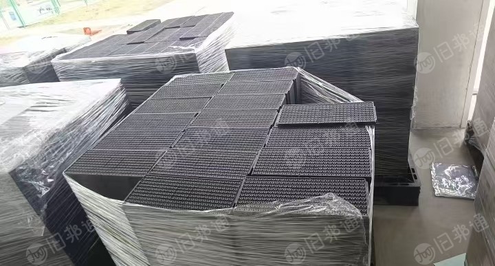 出售IC托盘，高温板废料，现货有17个托