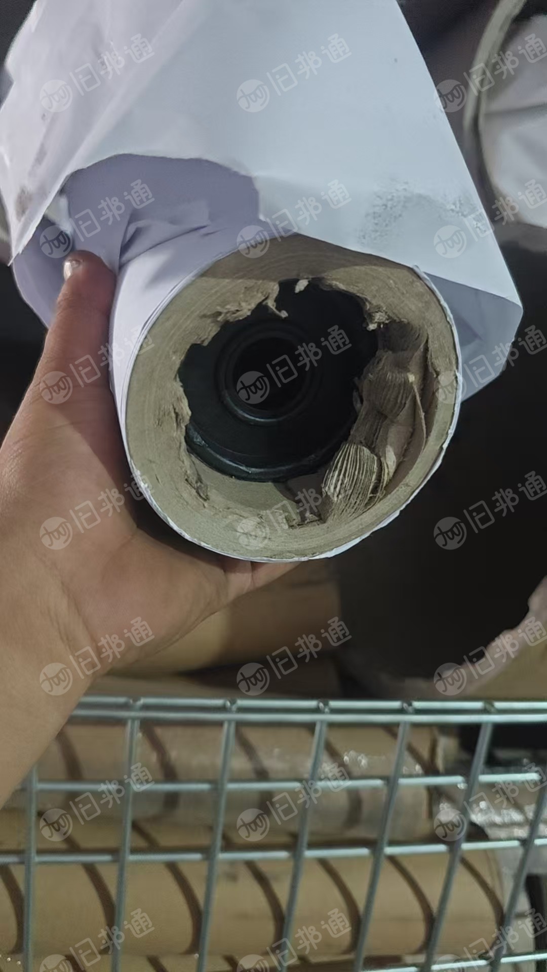 长期出售卷白纸的纸管，长度1.2-1.5米，一根3公斤