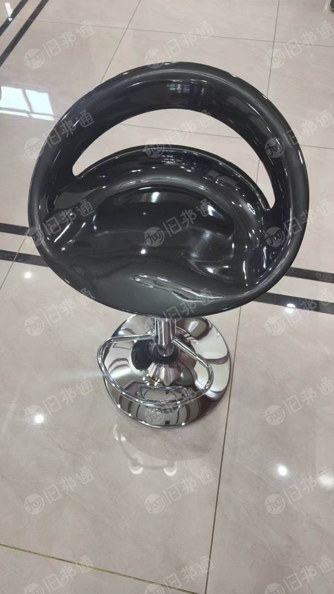 出售库存单人椅子，库存凳子，现货有400多个，货在浙江湖州