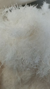 长期求购人造棉纱线回丝，人造棉布边，纯棉纱线回料，纯棉布边角料，纯粘胶纱线回丝，每个月收100多吨