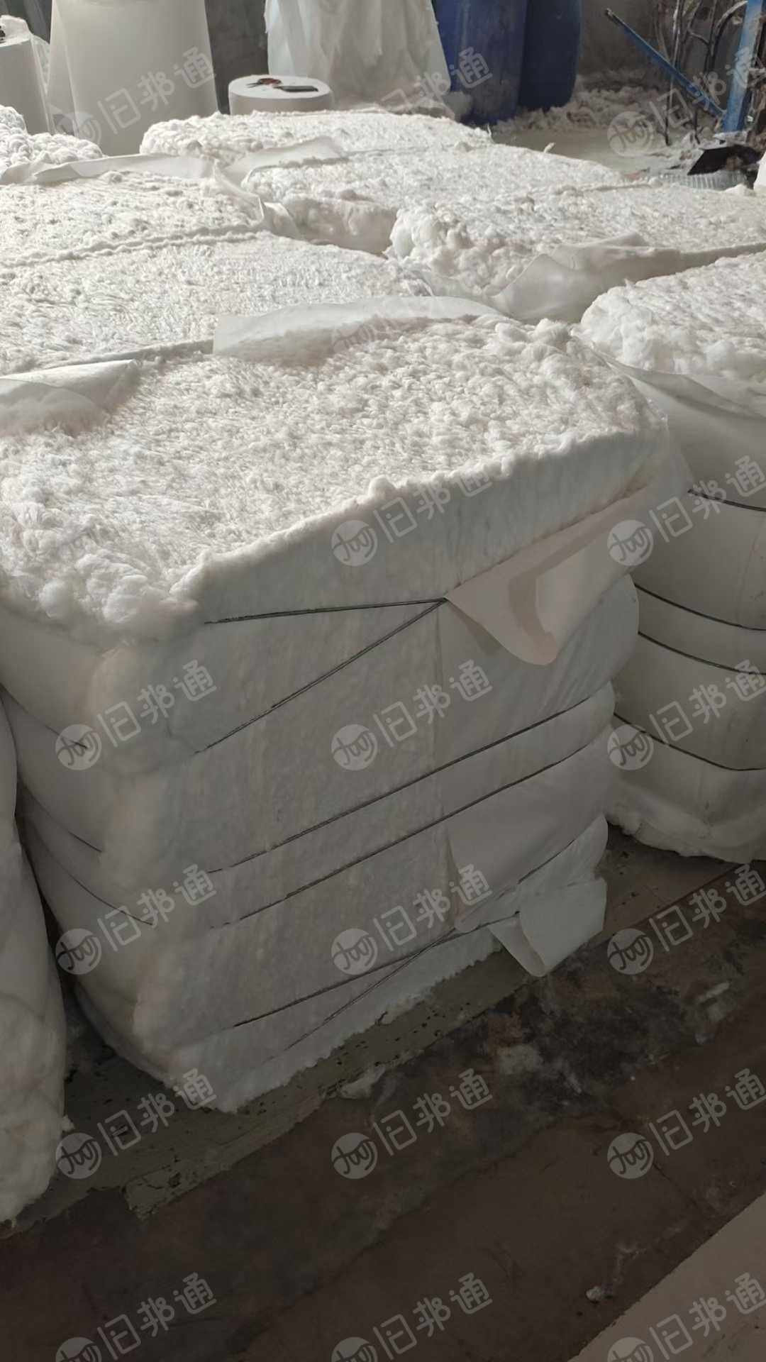 长期出售纯棉无纺布开花棉，开松棉，现货30吨