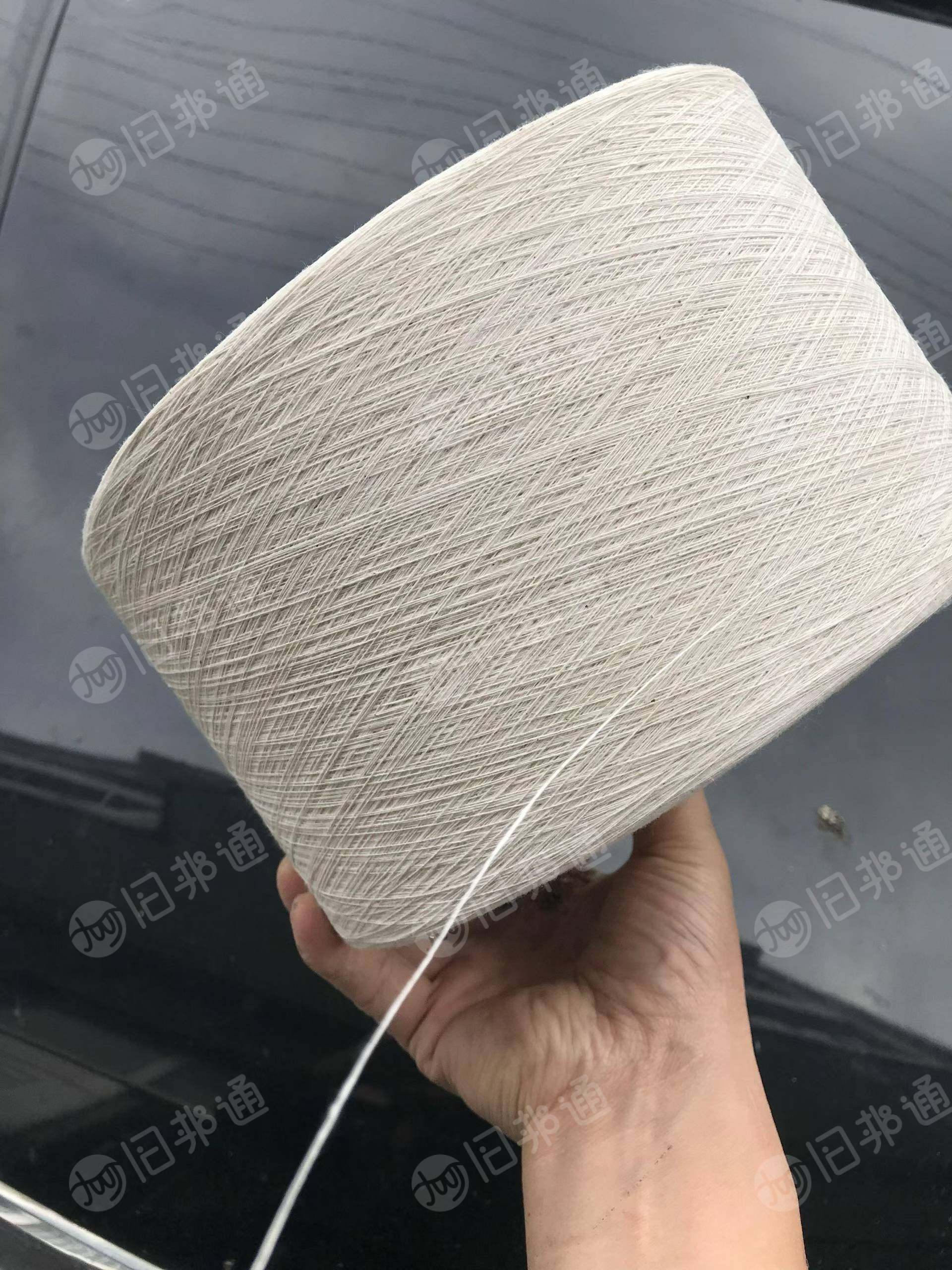 长期出售气流纺纯涤纶21支库存纱，库存棉纱，现货30吨