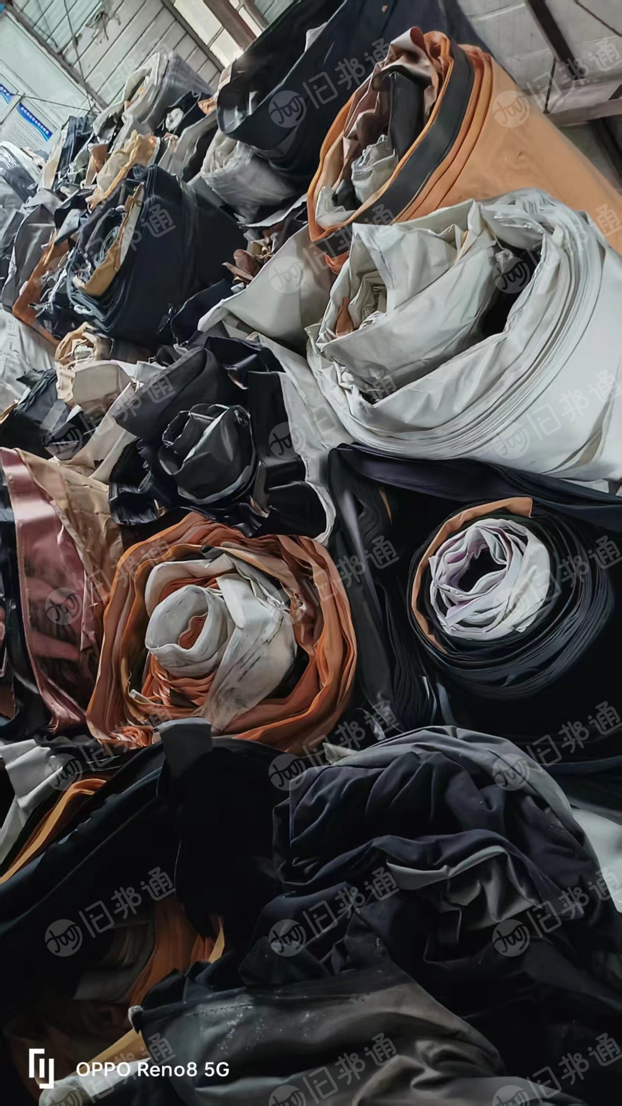 出售PU皮革，库存皮革，二等品，拼卷，现货有20吨，货在江苏苏州