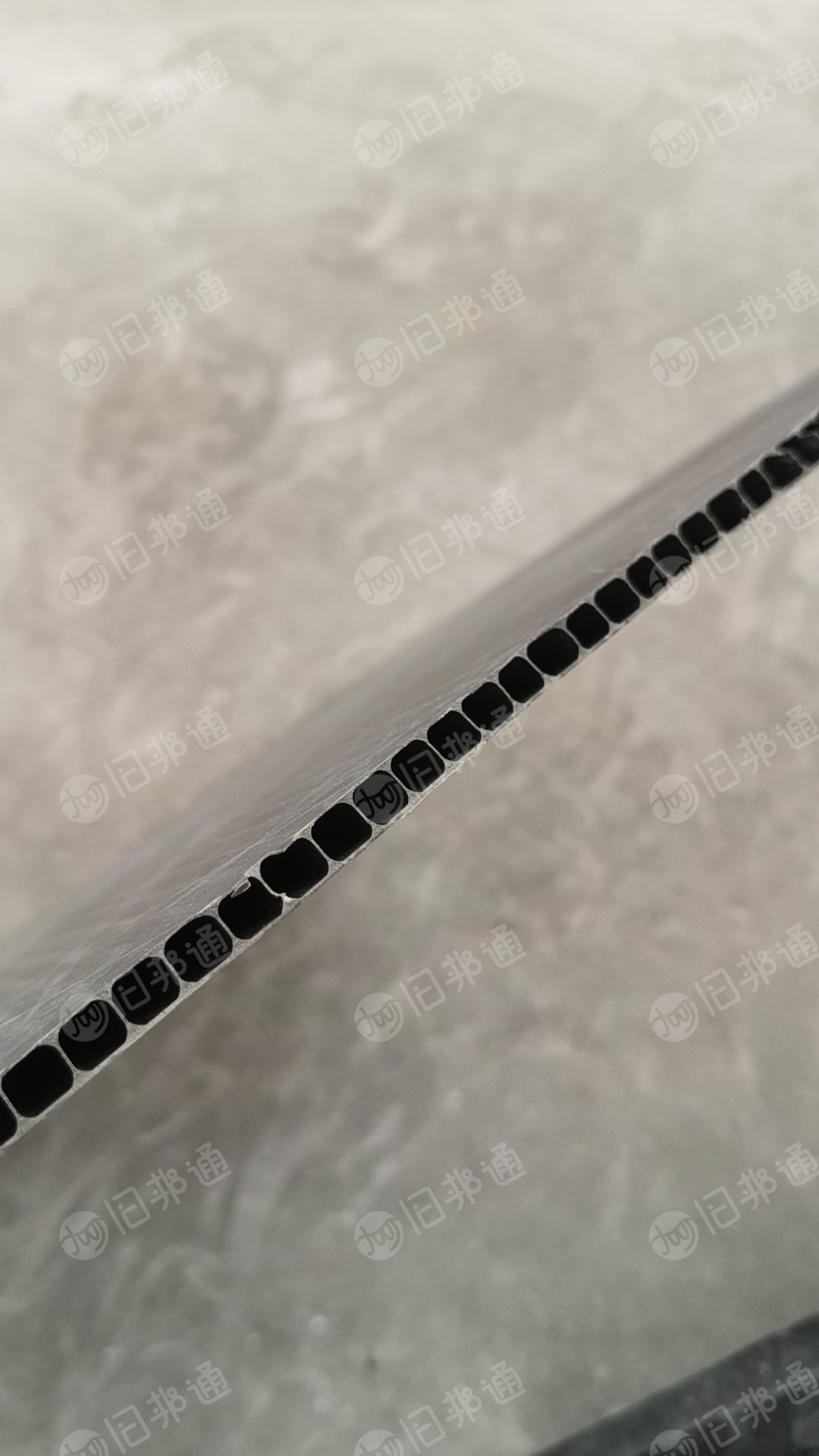 大量收购硬质PVC毛料,墙板、发泡板,护墙板