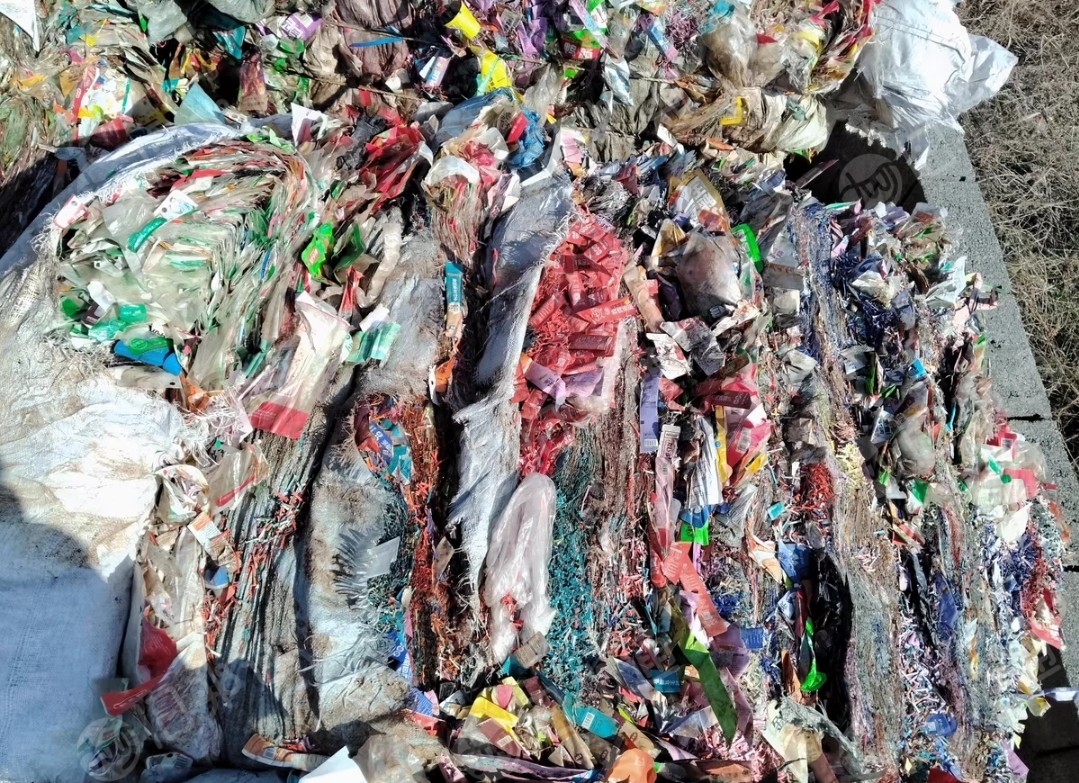 长期出售铝塑膜，复合膜炼油料，混在一起，现货100多吨