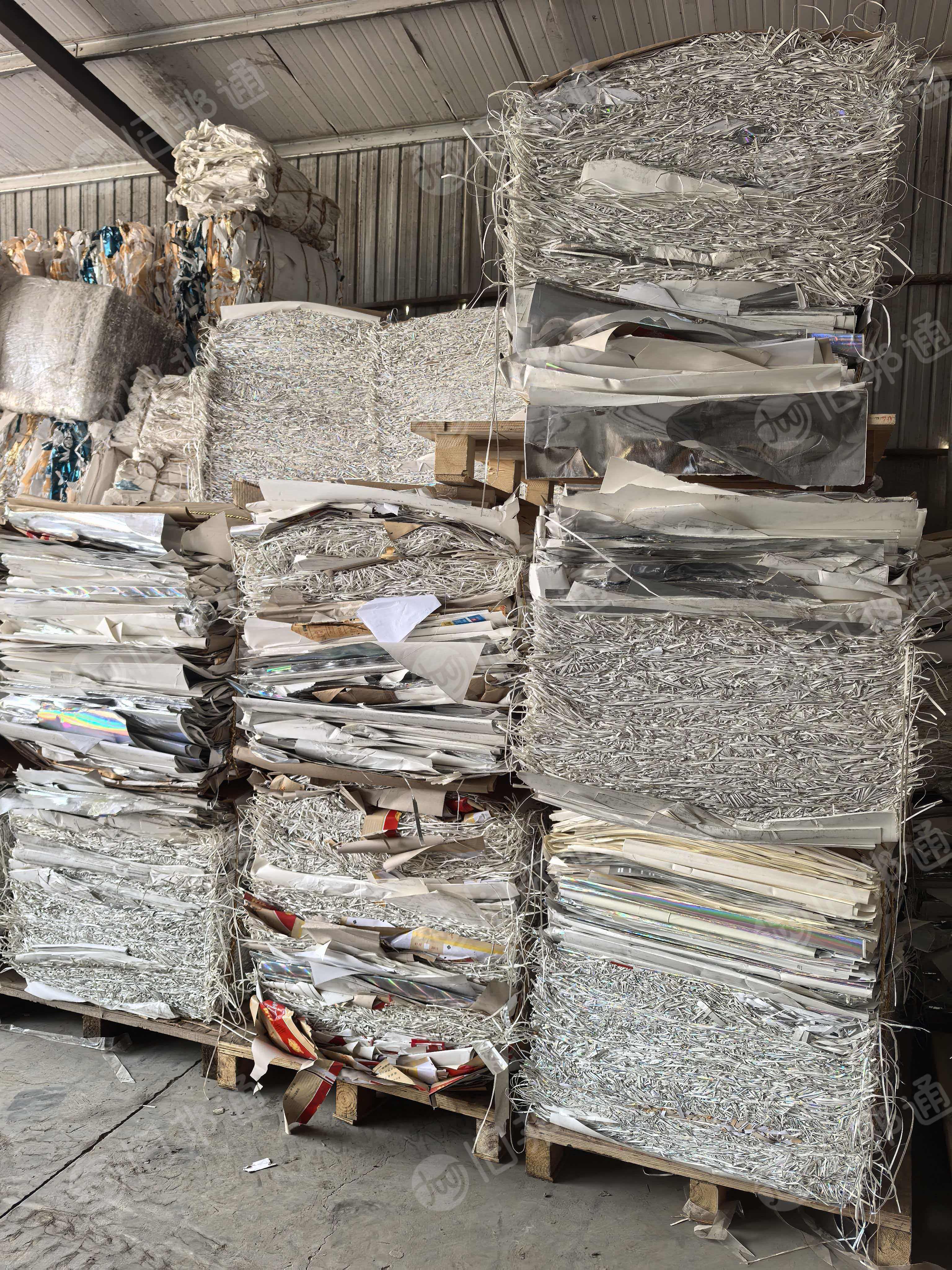 长期出售无膜烟卡纸废料,有边条和大张