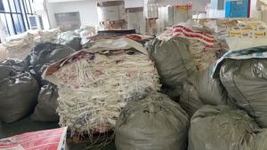 长期出售花色口杯纸边角料