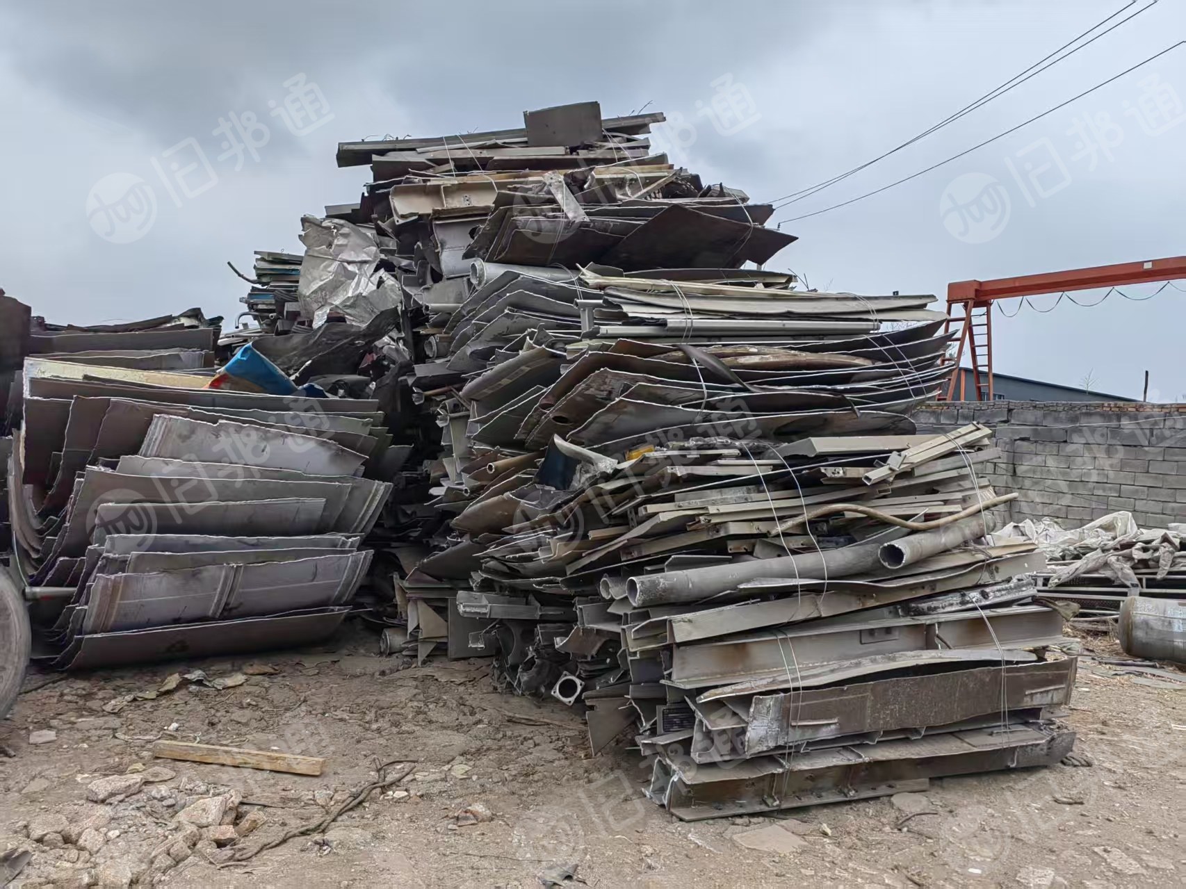 出售废铝，铝罐割的货，现货二十来吨