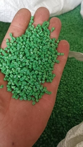 长期出售饮料瓶盖低压颗粒，一般什么颜色都有