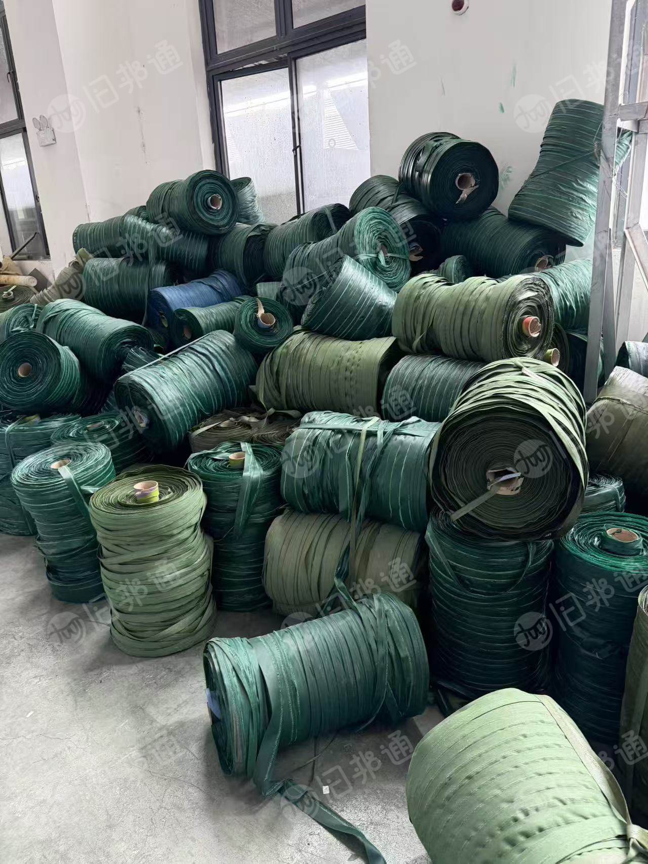 出售PVC边角料,篷布厂下来的,现货量30几吨