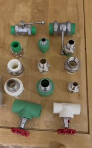 出售新的PVC管，PPR管件次品料，库存处理，现货6吨