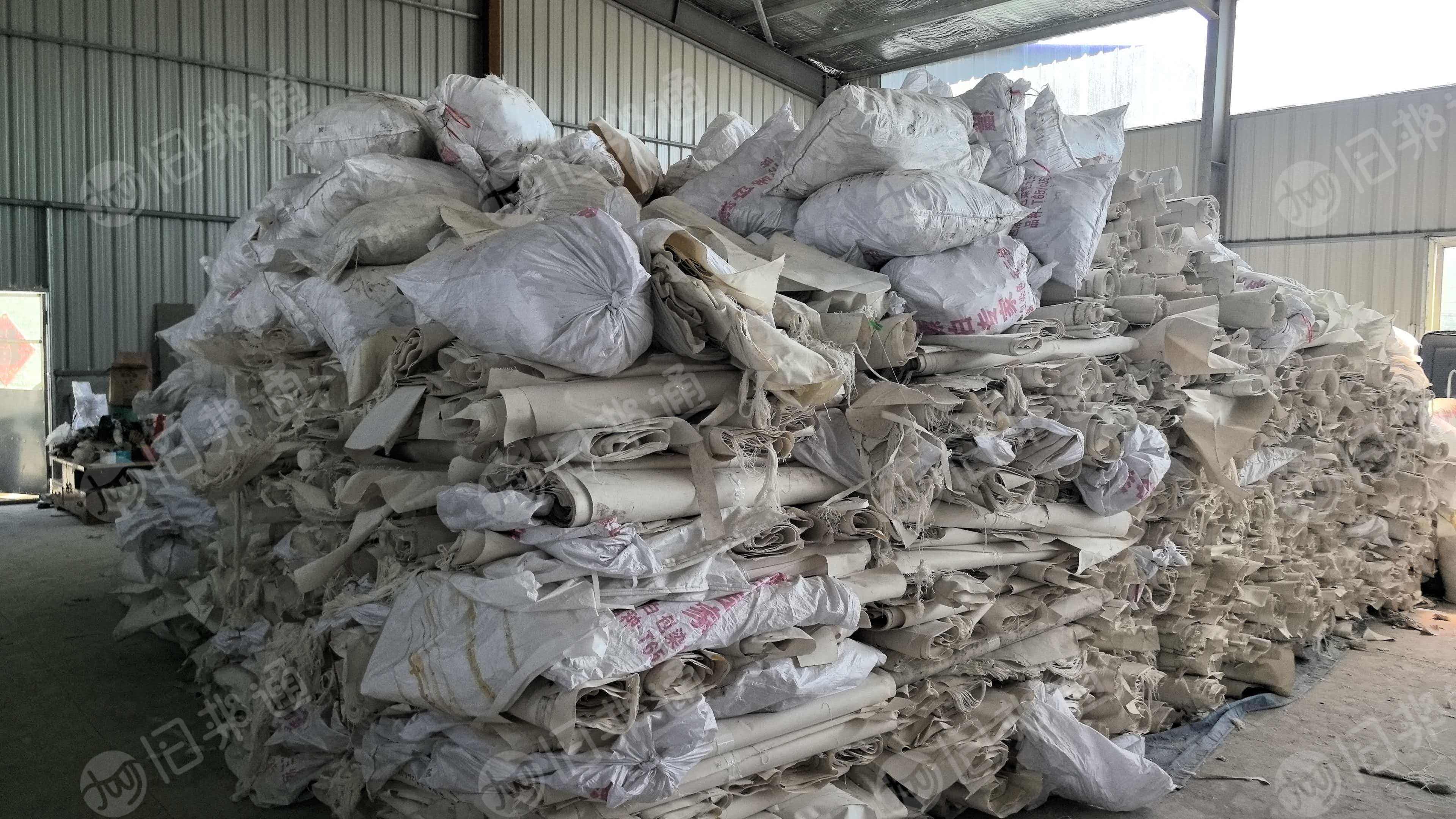 长期出售做滤布下来的涤棉帆布边角料，帆布大块布，现货一百多吨