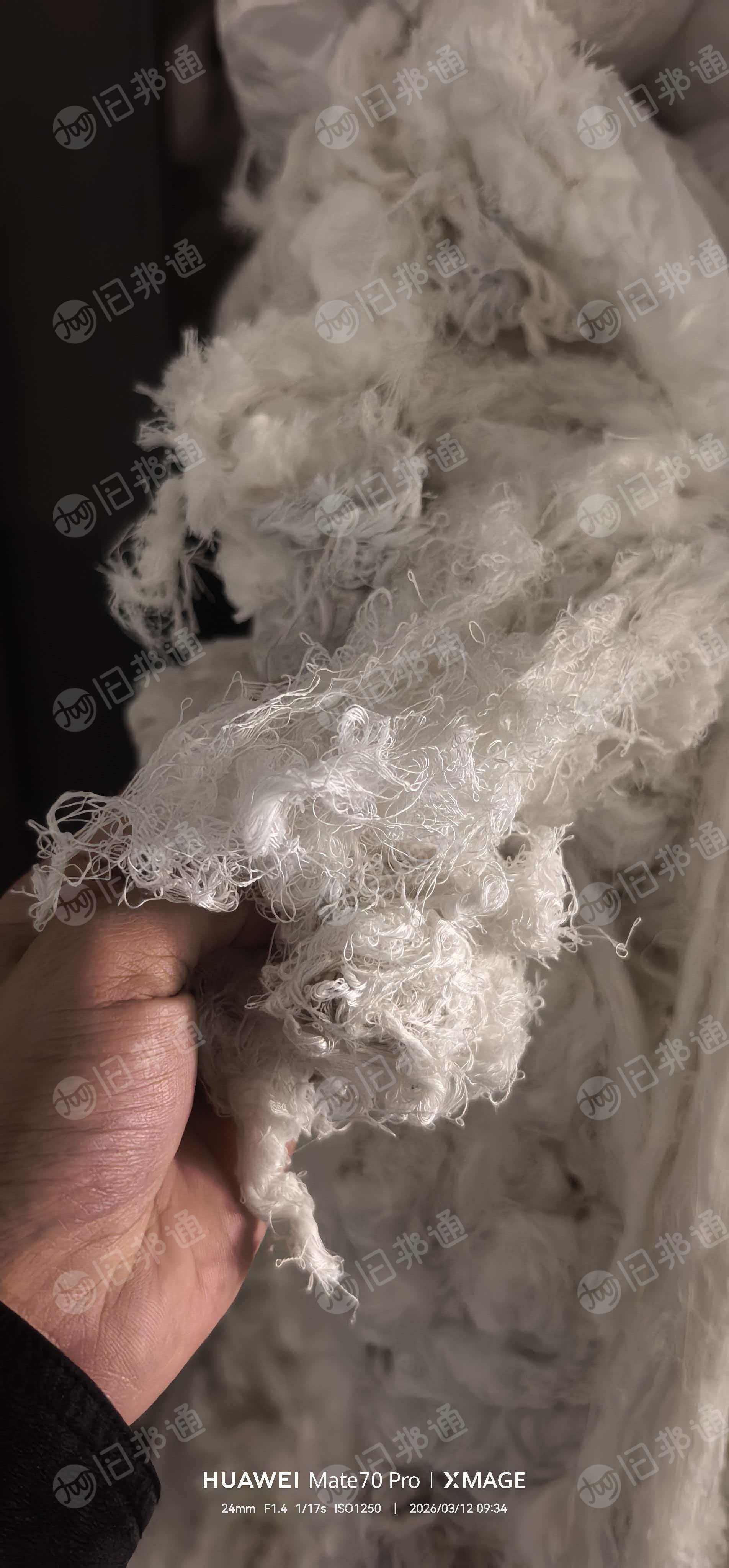 长期出售纺织厂涤纶回丝，涤纶废丝，现货30吨