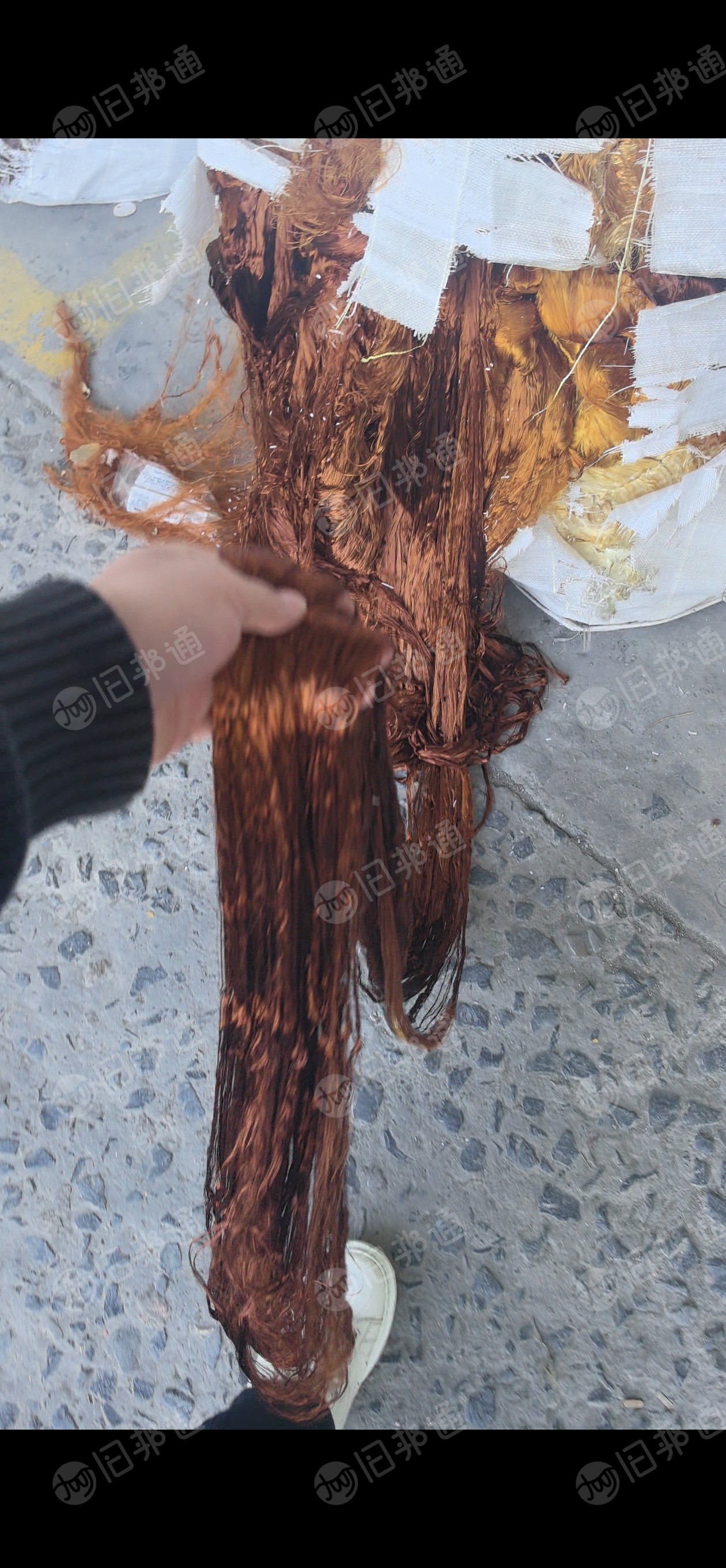 长期出售杂色晴纶废丝，晴纶废丝，晴纶丝，不含水，现货20吨左右