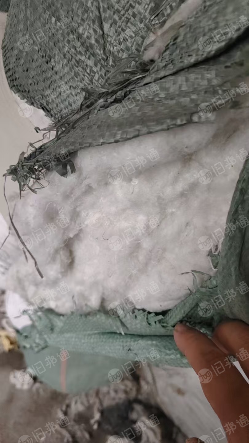 长期出售开花棉，开松棉，再生棉，有废布边角料，废纱头开的，厂在广东佛山