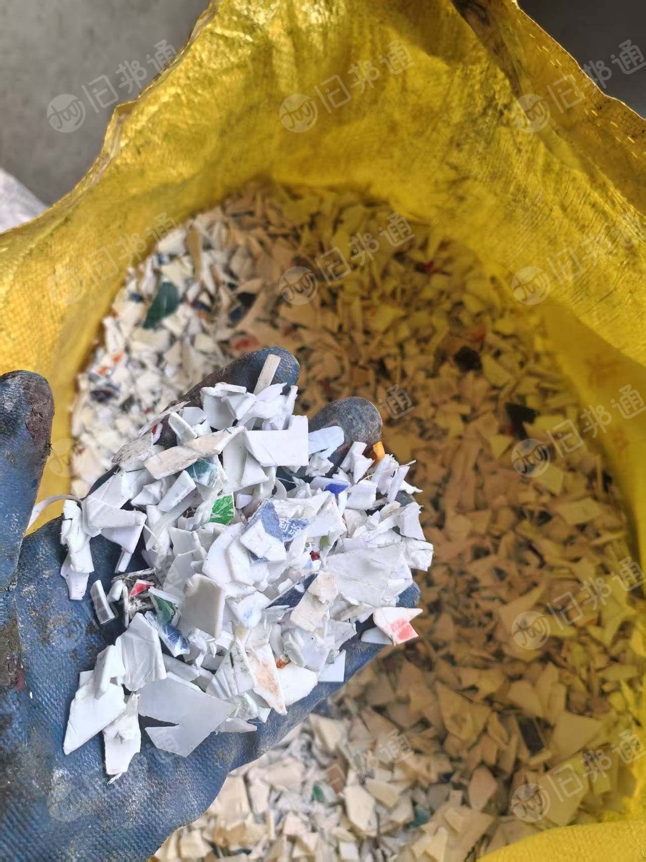 求购全漂花丙破碎料，涂料桶破碎料，花桶粉碎料，不带黑块的，江浙沪赣优先