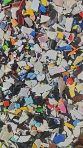 出售静电风选日杂ABS破碎料，花ABS破碎料，白色ABS破碎料，清洗甩干