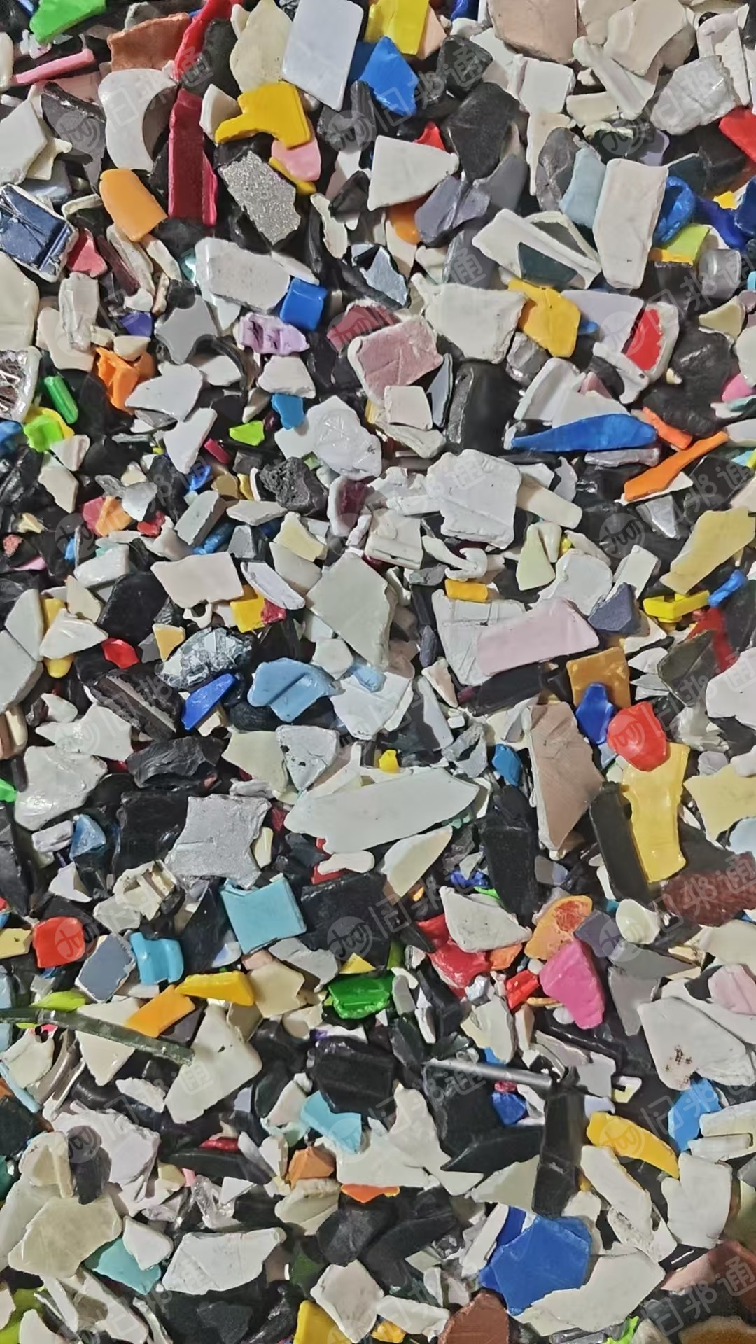 出售静电风选日杂ABS破碎料,花ABS破碎料,白色ABS破碎料,清洗甩干