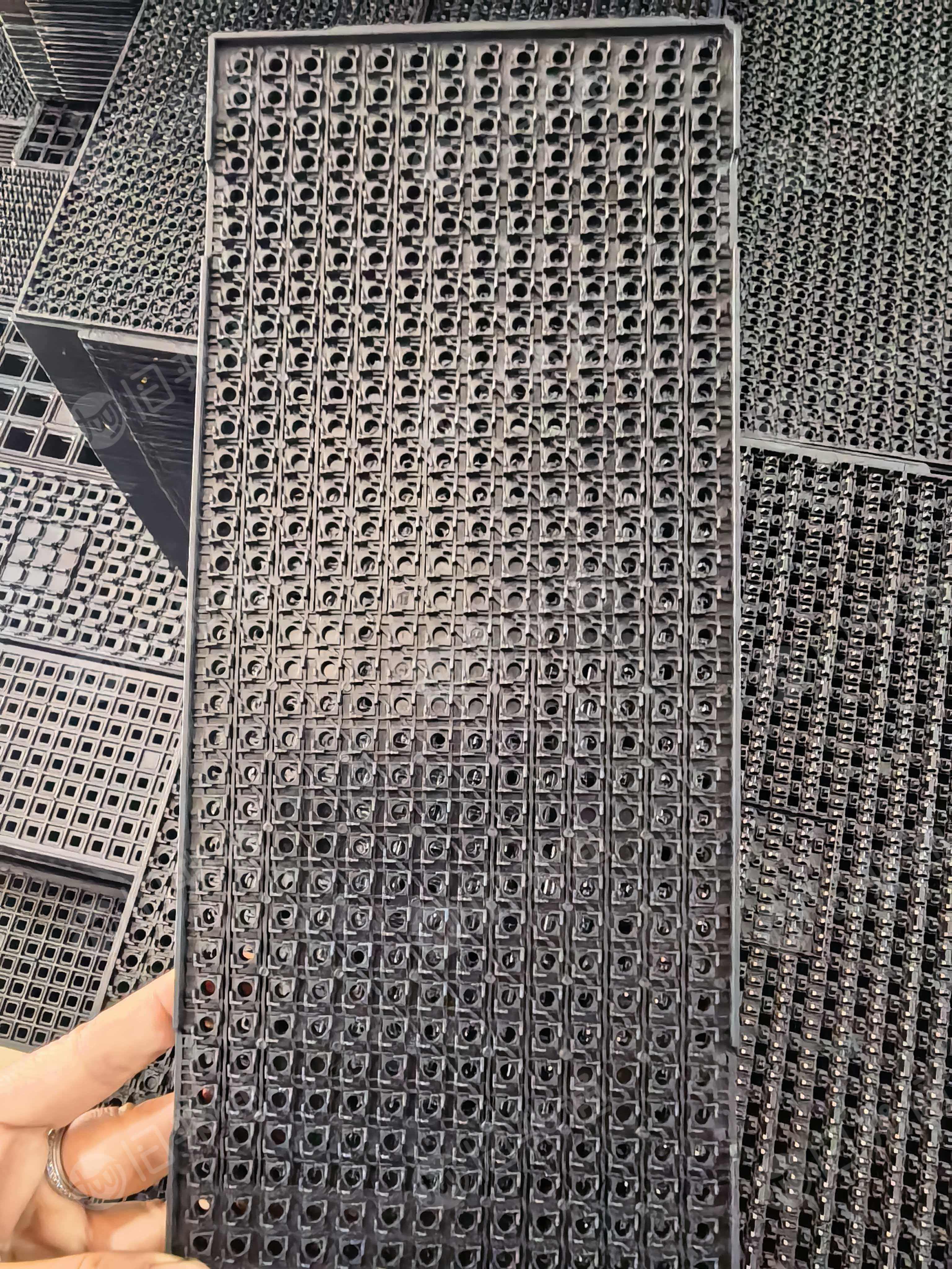 求购IC高温板废料，砸颗粒，长期在收