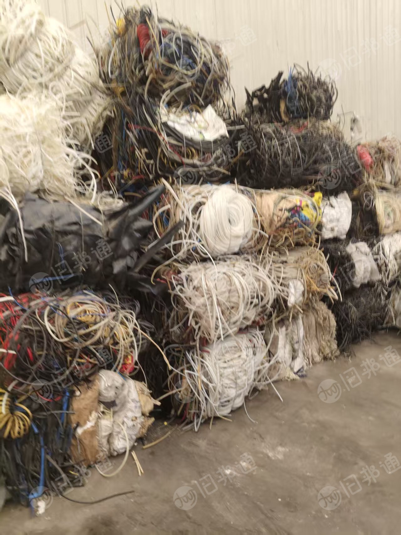 出售尼龙管毛料，PA66,PA6都有，现货10吨