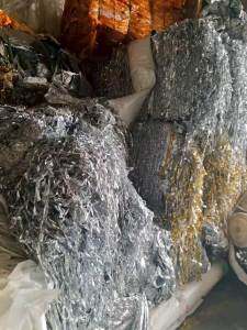 出售烫金膜边角料，用来做清洗的，现货10吨