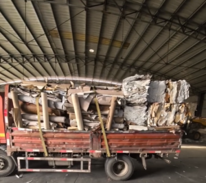 长期出售家具木纹纸废料