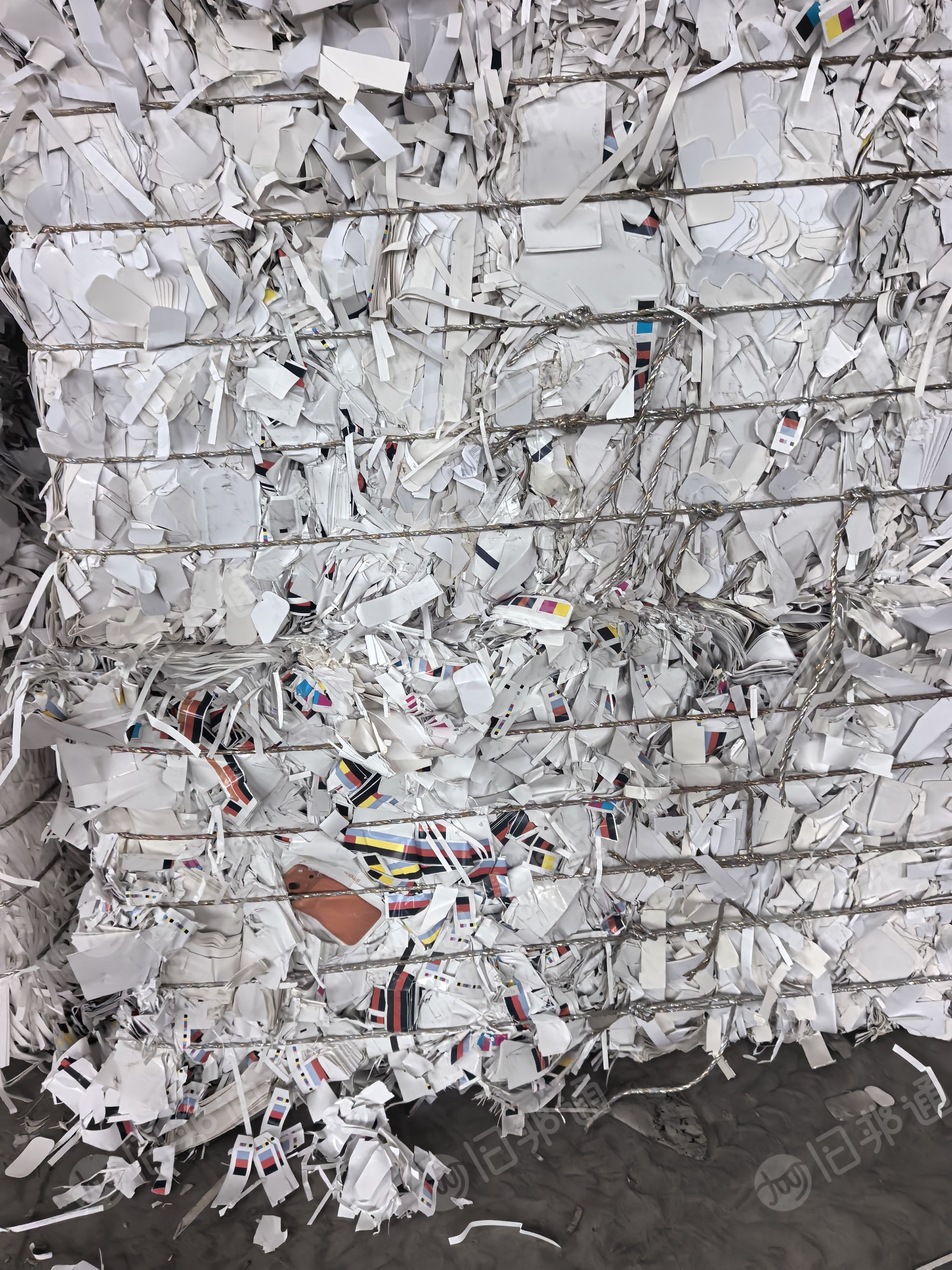 长期出售小花卡边角料，大部分无膜