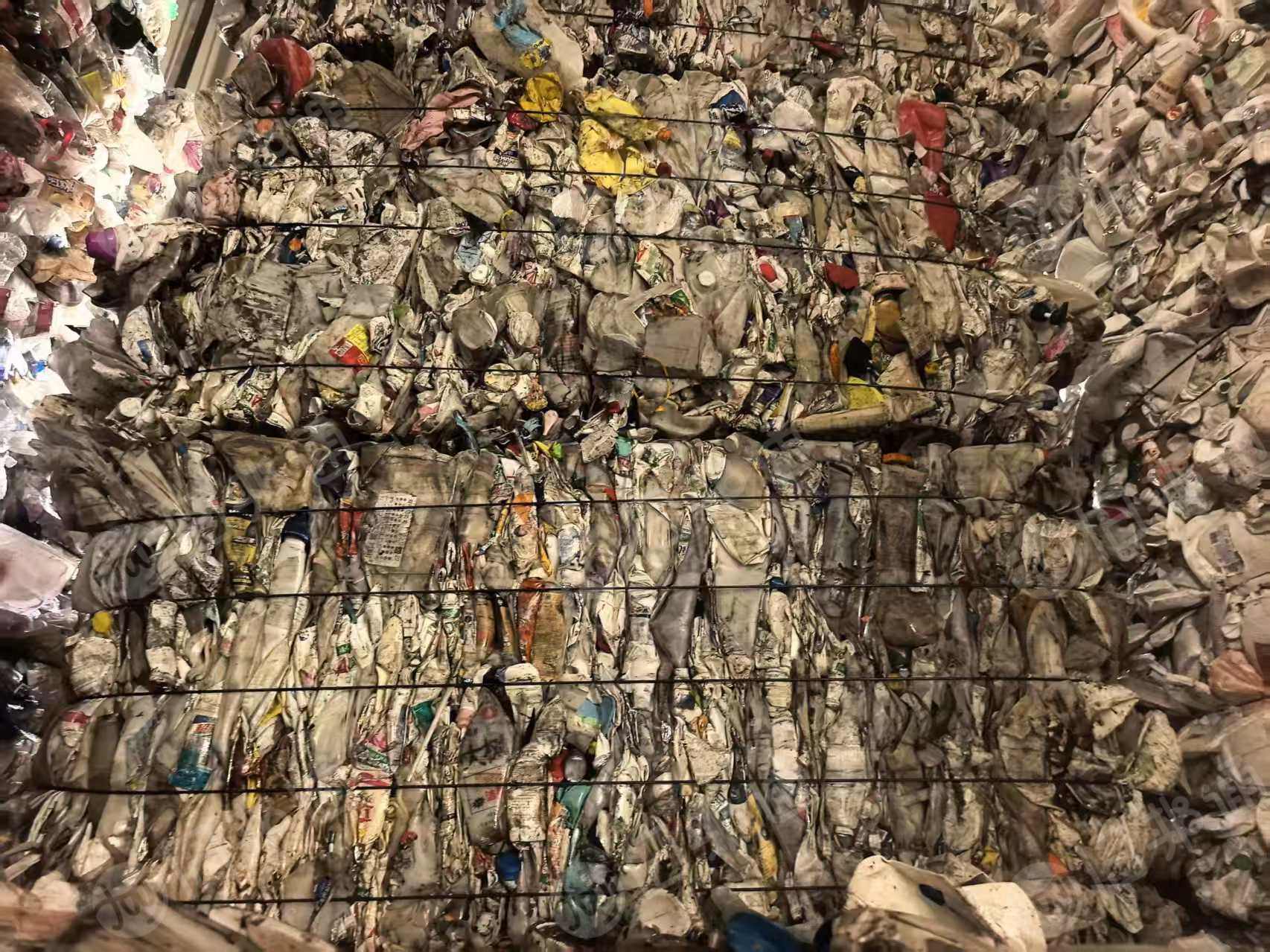 出售大小白压块，花乙压块，现货30吨