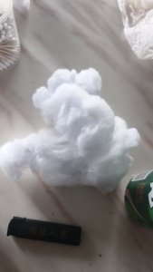 长期出售涤纶布边开的漂白开花棉，开松棉，月供80吨