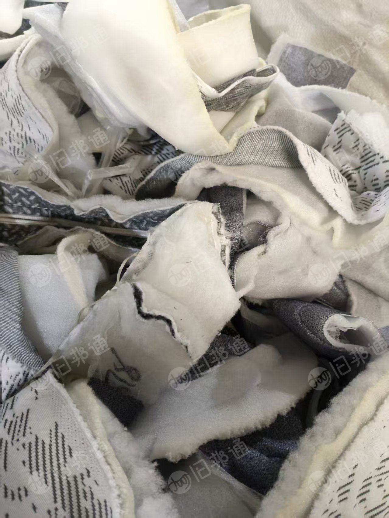 长期出售家纺厂下来的绗棉下脚料，绗棉边角料，月供20吨