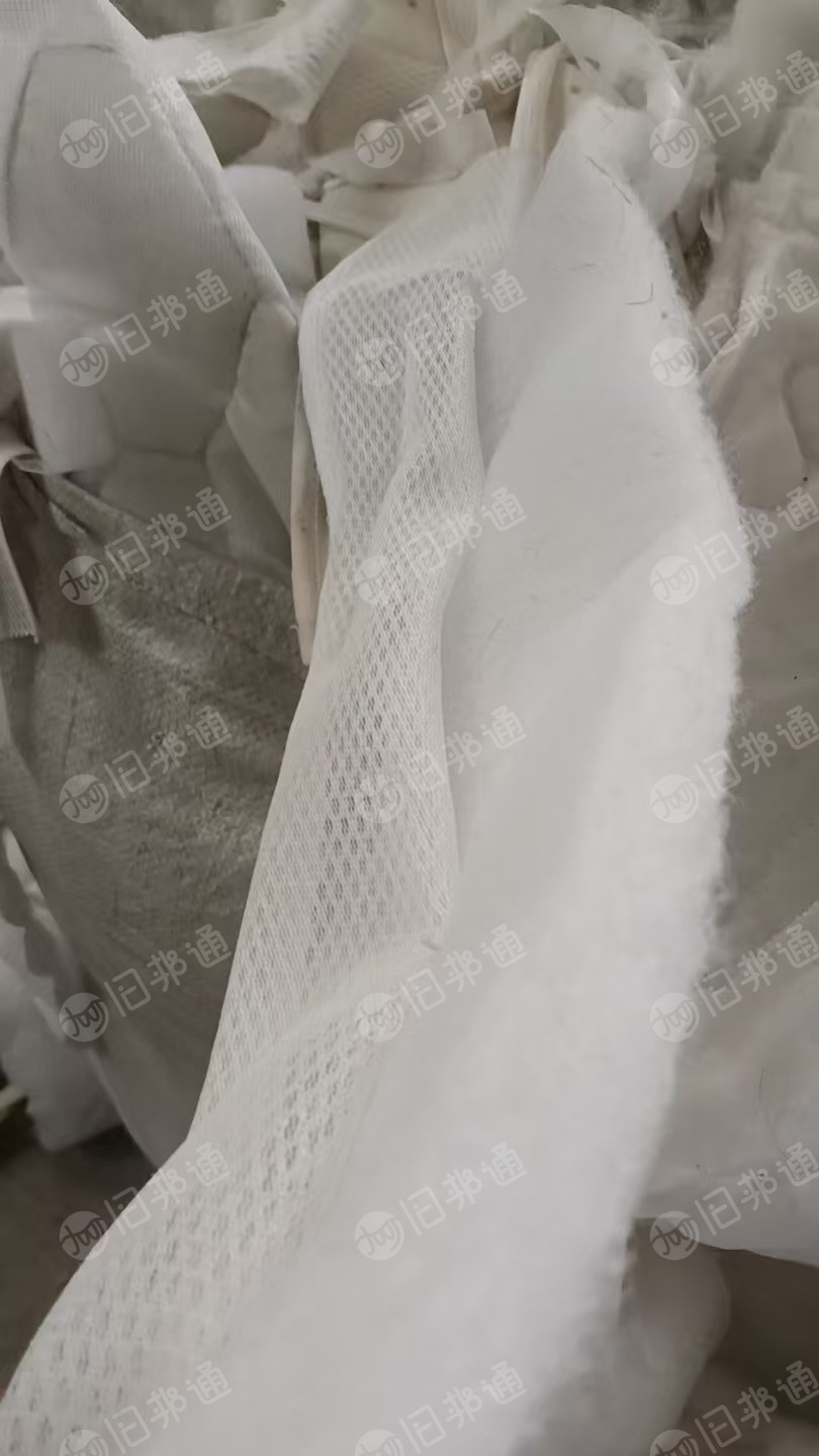 长期出售家纺厂下来的绗棉下脚料，绗棉边角料，月供20吨