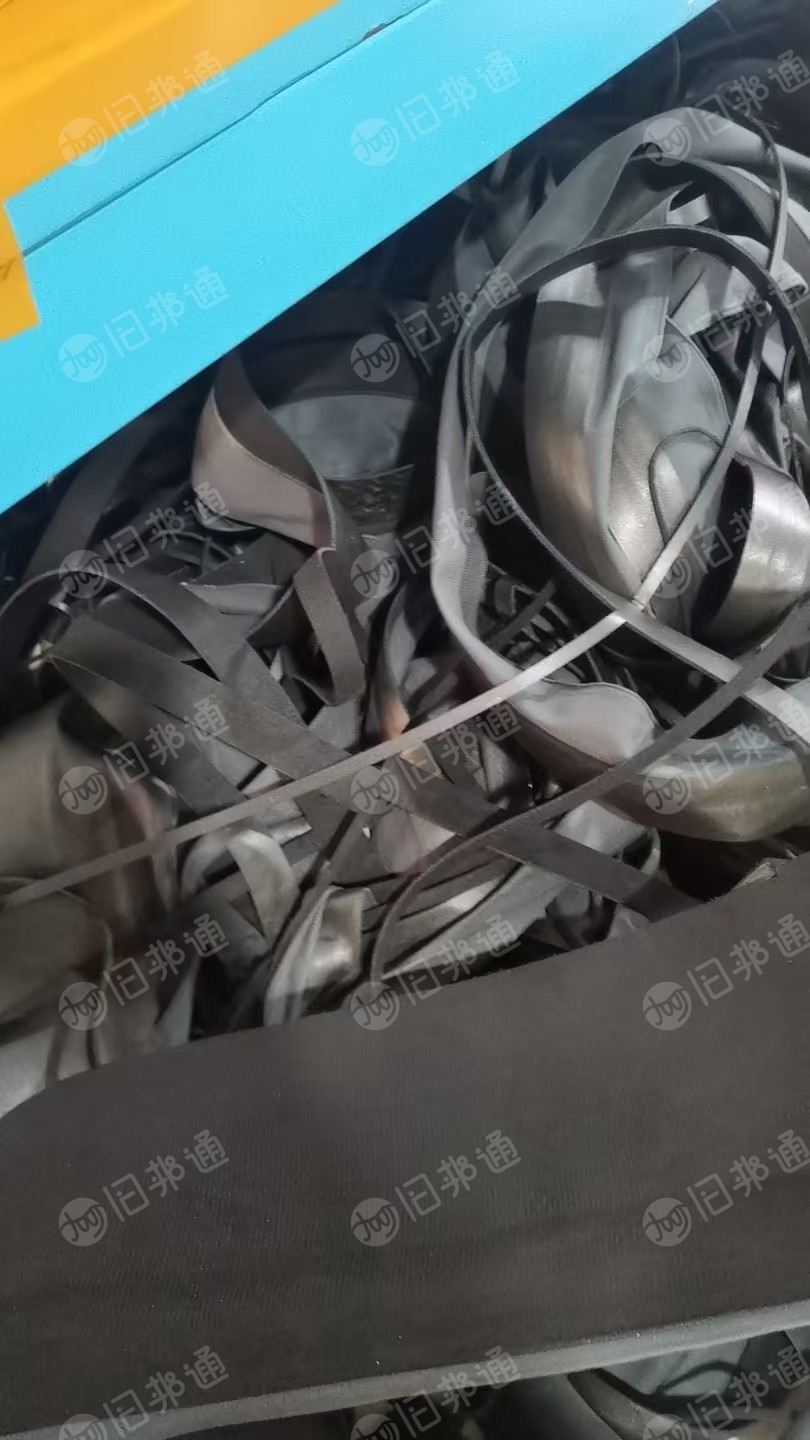 出售PVC革，座椅料，环保的，月供10吨