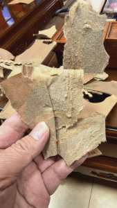 出售玖龙的牛卡边角料，每个月二三十吨