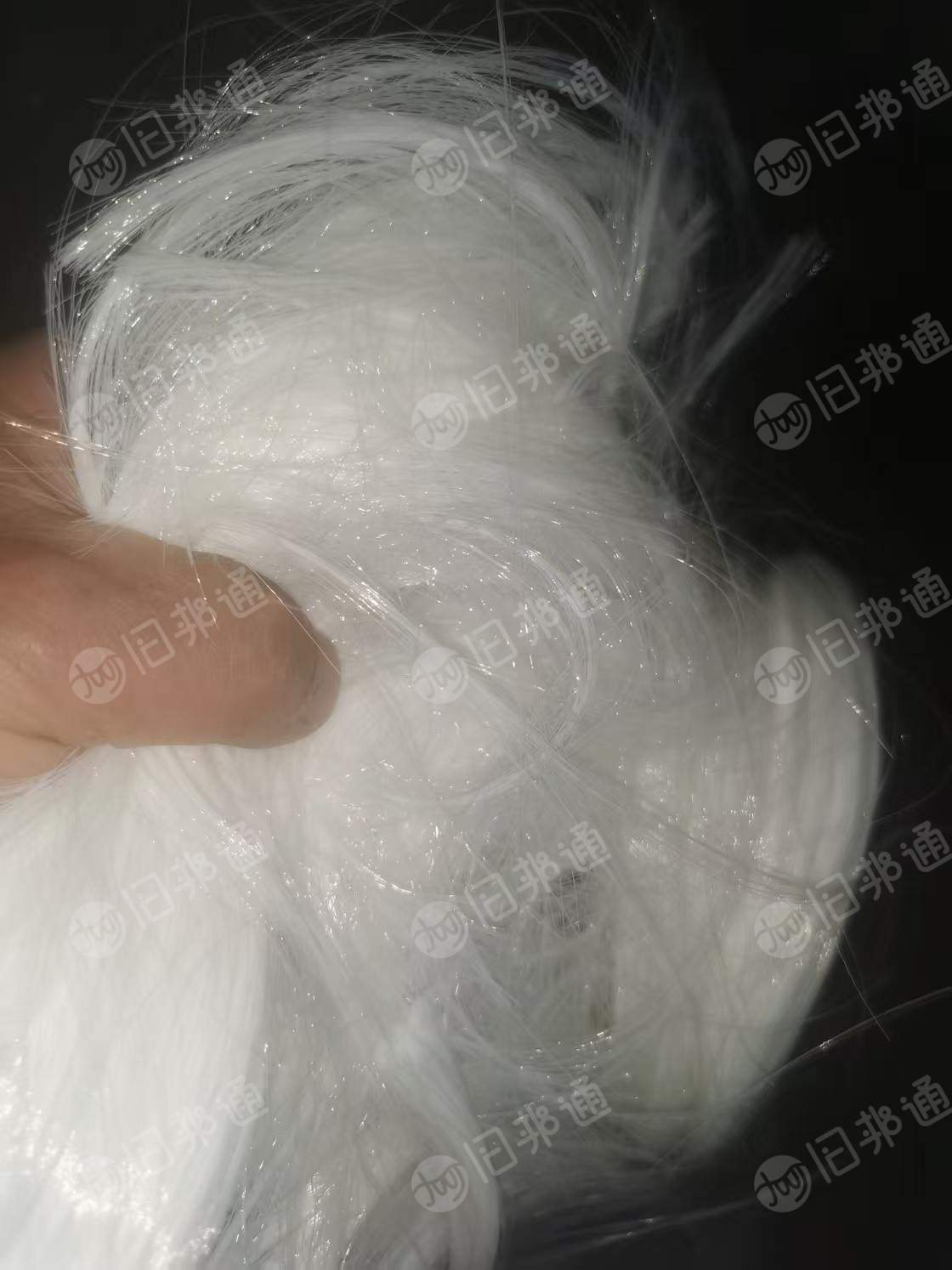 长期出售白色涤纶废丝，锦纶废丝，尼龙废丝，货在江苏无锡