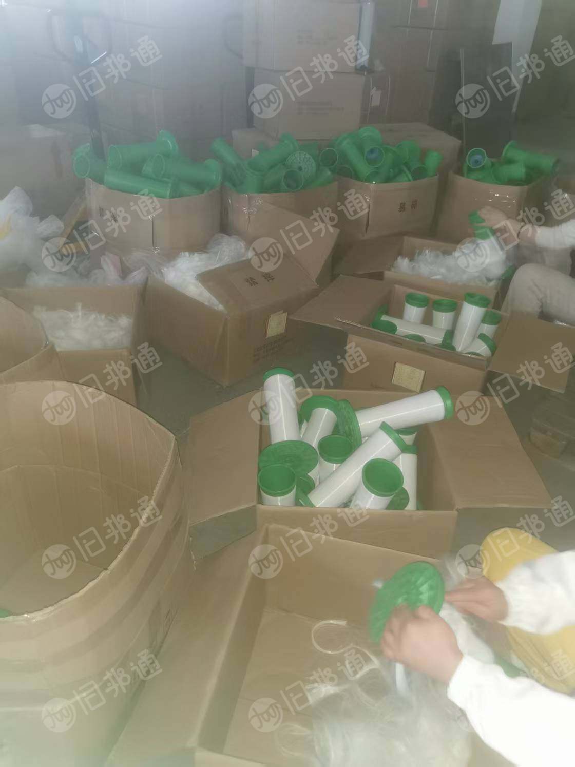 长期出售白色涤纶废丝，锦纶废丝，尼龙废丝，货在江苏无锡