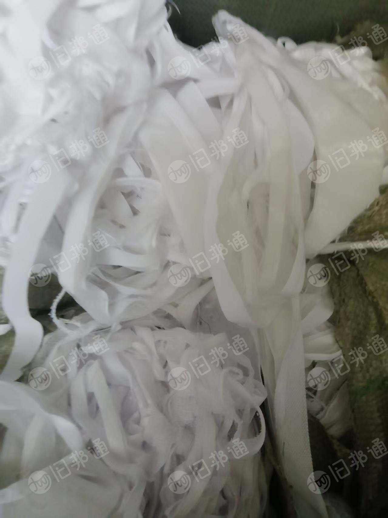 长期出售做被子下来的白色废布，夹丝绵开花料，月供20吨