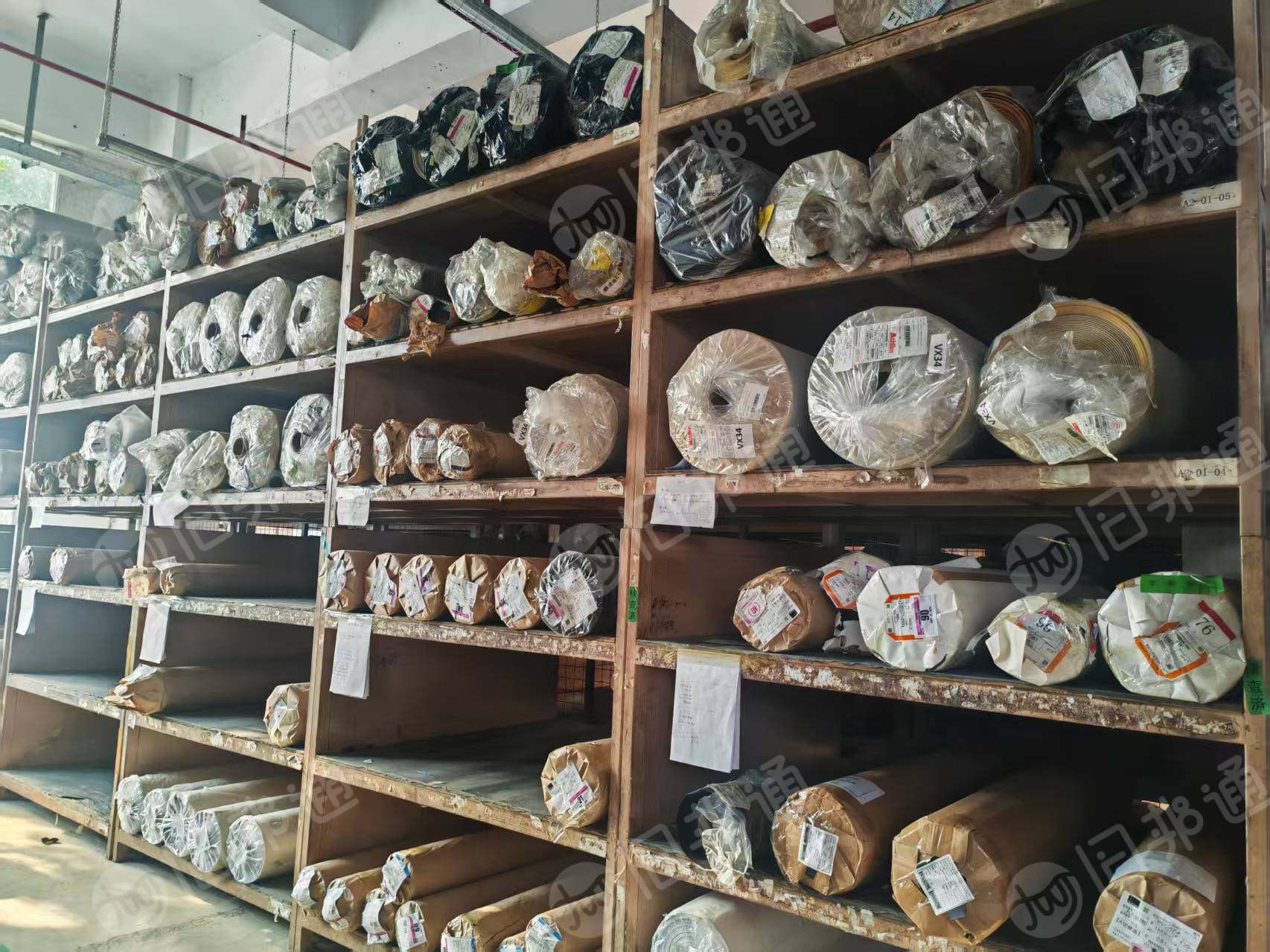 厂家处理库存人造革1万多米，火贴量8000米