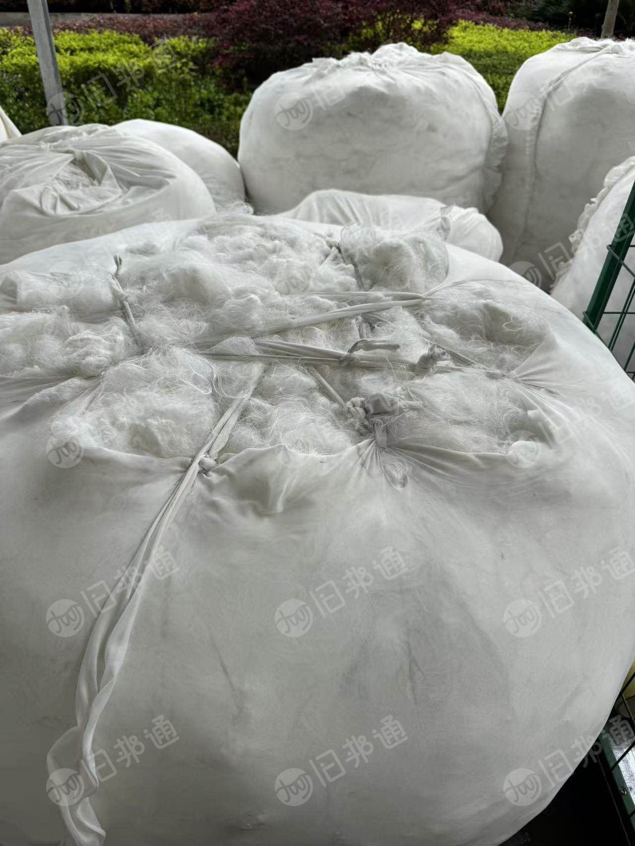 长期出售涤纶废纱，涤纶废丝，现货十几吨