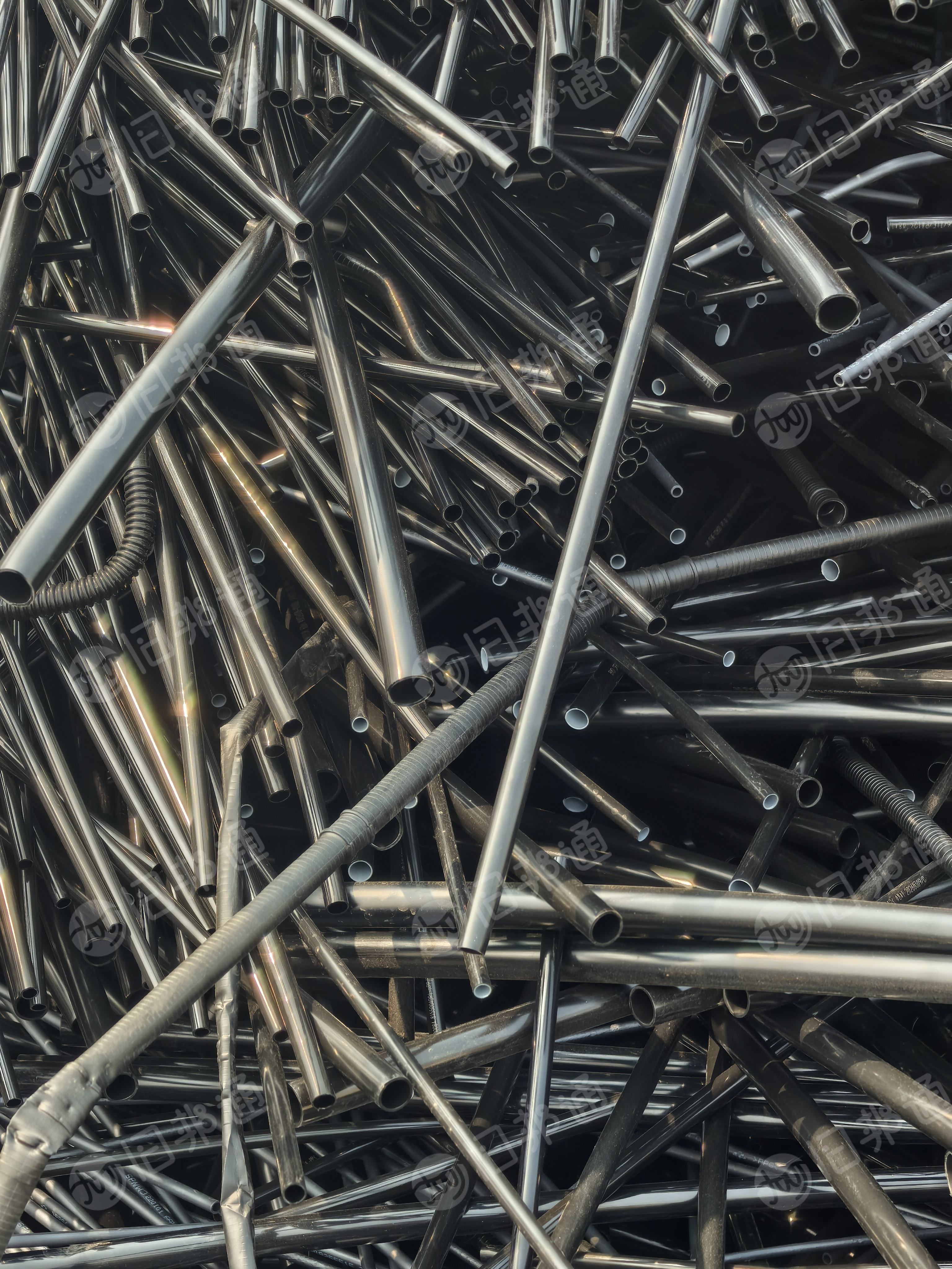 出售汽车管,PA612管,PPS管等,现货100多吨