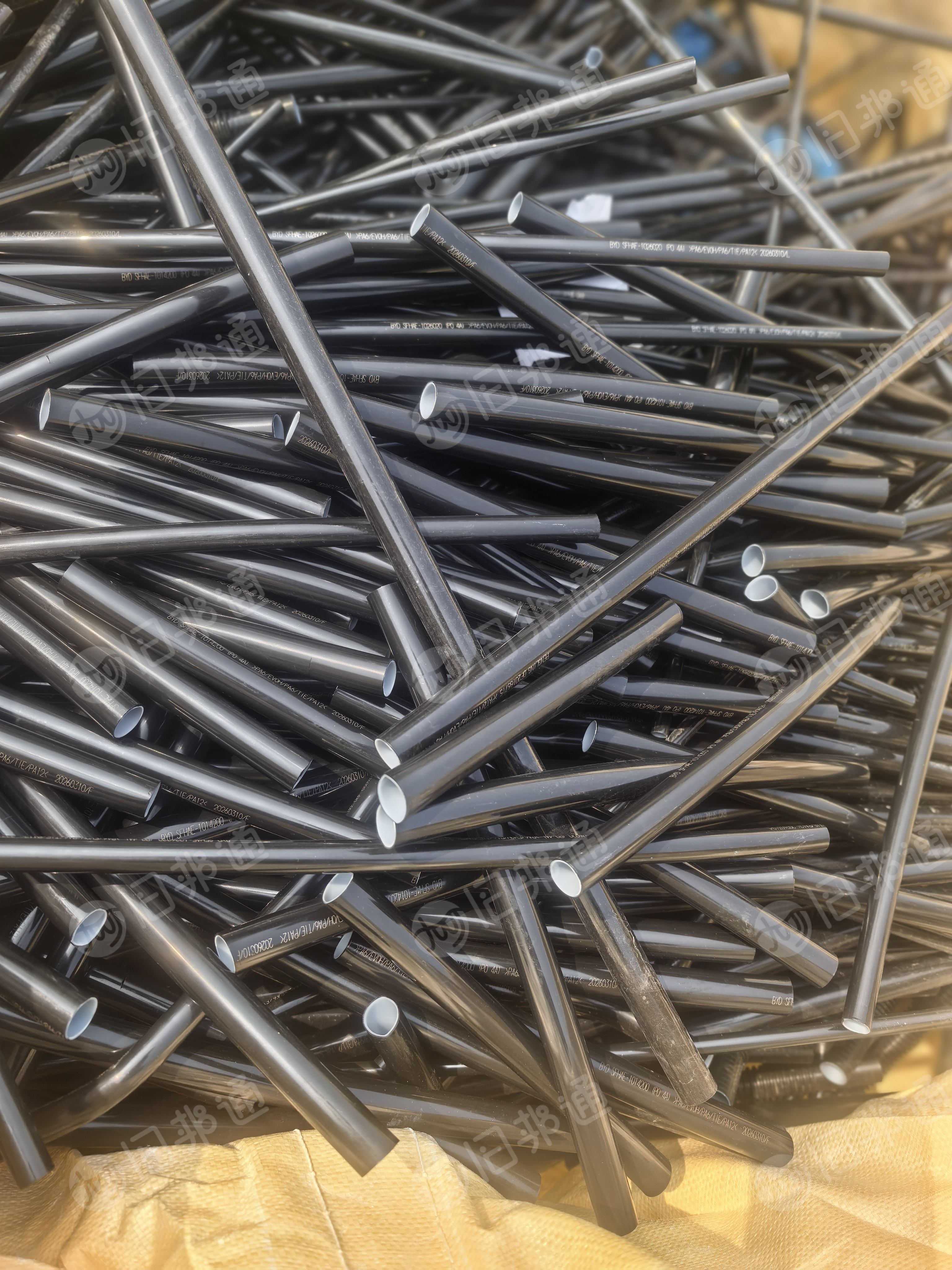 出售汽车管，PA612管，PPS管等，现货100多吨