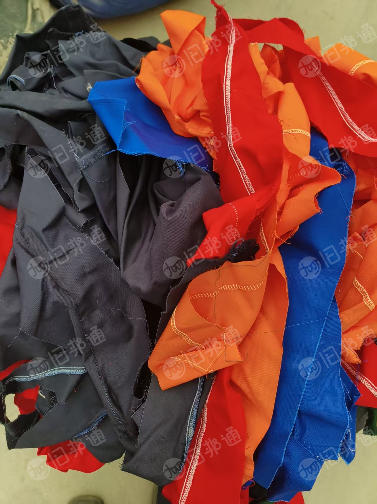 长期出售纯棉废布,纯棉梭织布,有大块的也有小块的,现货五六十吨