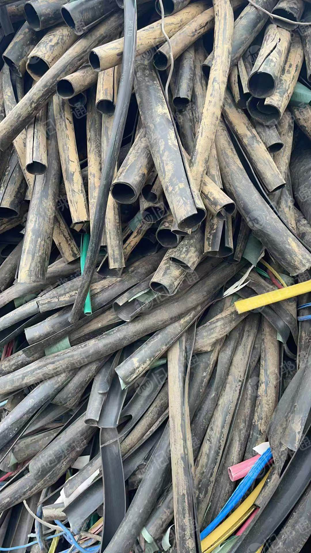 出售pvc电缆皮废料,现货50多吨