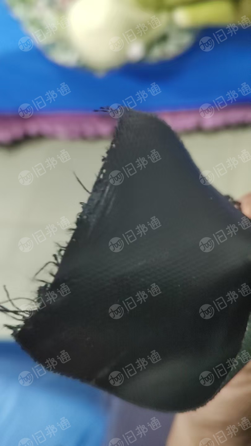长期出售载料店裁下来的户外座椅牛津布边角料，下脚料，有一面涂层，现货500吨