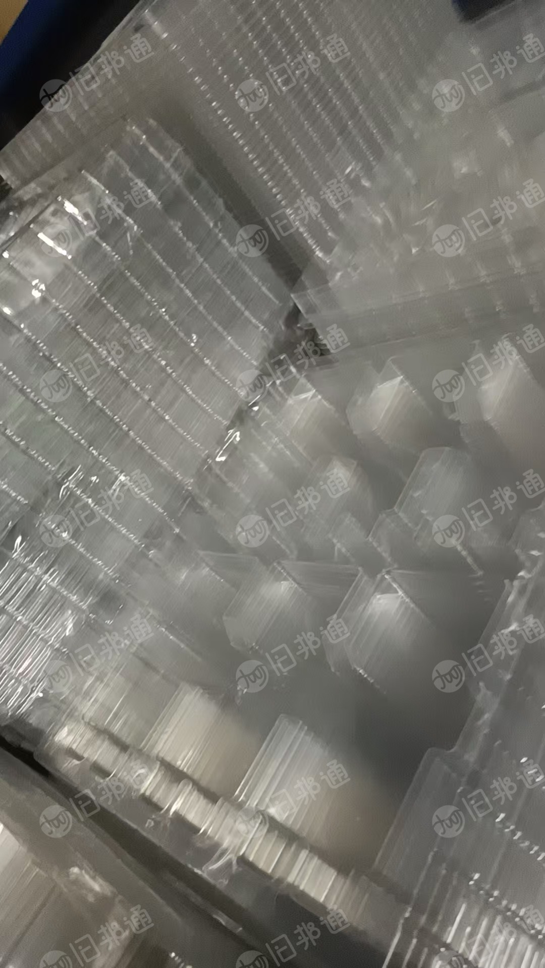 出售PET吸塑盒，透明乳白都有，现货一吨左右